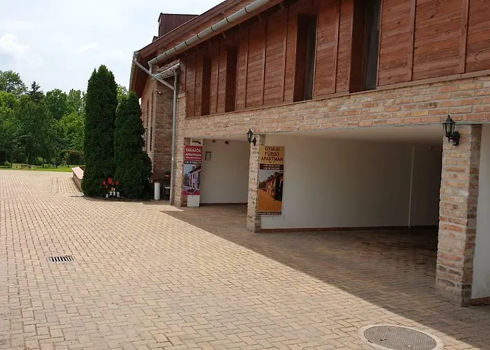 Gyulai-fürdő-apartman Ii. Apartamento *