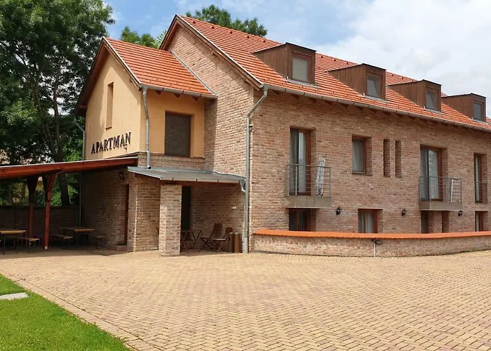 Gyulai-fürdő-apartman Ii. Apartamento *