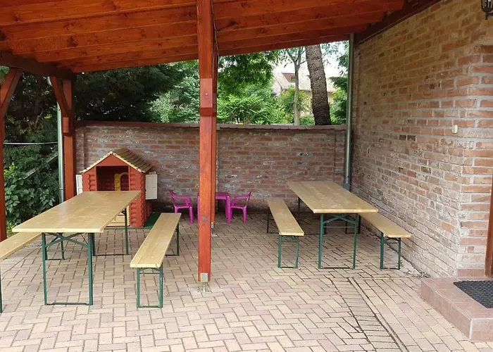 Gyulai-fürdő-apartman Ii. Gyula